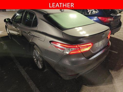 2018 Toyota Camry Hybrid XLE