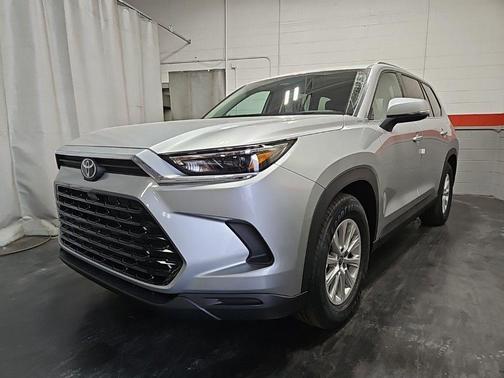 Celestial Silver Metallic 2026 Toyota Grand Highlander Hybrid XLE
