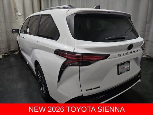 Ice Cap 2026 Toyota Sienna XSE 7 Passenger