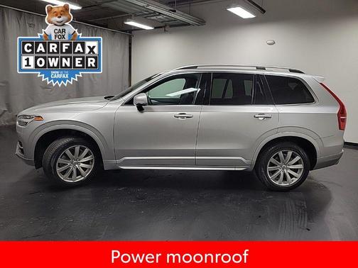 2018 Volvo XC90 T6 Momentum