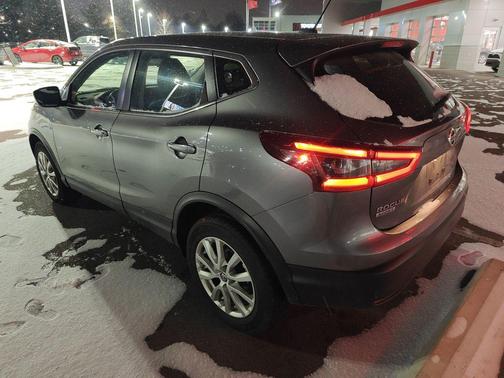 2022 Nissan Rogue Sport S