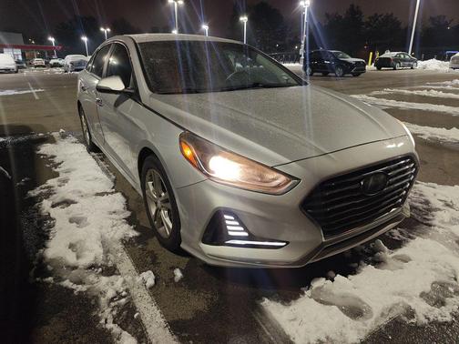 2018 Hyundai SONATA SEL