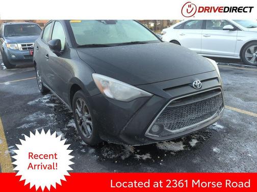 2019 Toyota Yaris Sedan LE