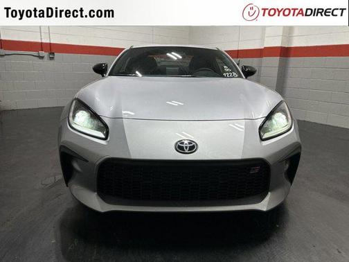 2024 Toyota GR86 Premium