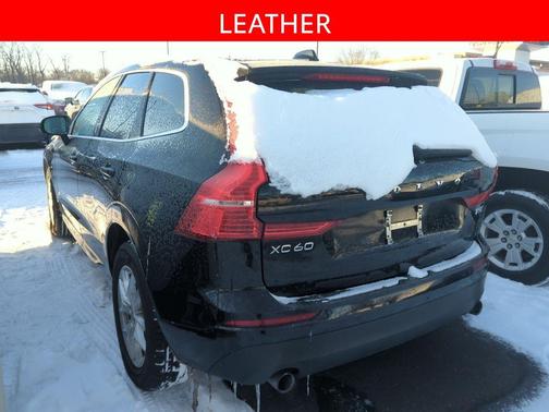 2021 Volvo XC60 T5 Momentum