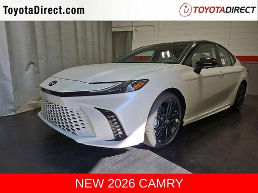 Wind Chill Pearl/Black 2026 Toyota Camry XSE