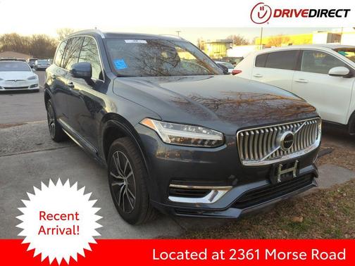 2022 Volvo XC90 Recharge Plug-In Hybrid T8 Inscription Expression 7 Passenger