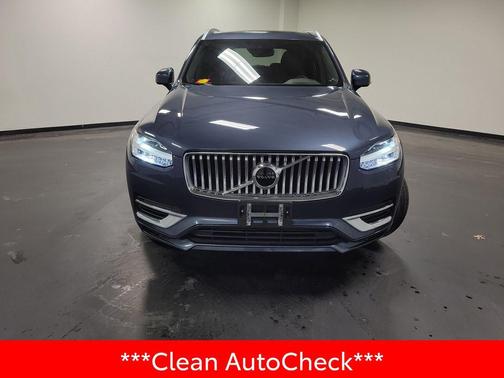 2022 Volvo XC90 Recharge Plug-In Hybrid T8 Inscription Expression 7 Passenger