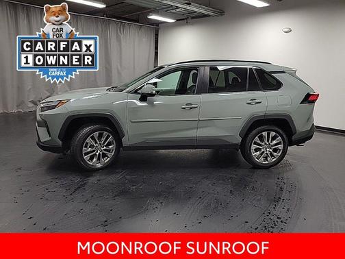 2022 Toyota RAV4 XLE Premium