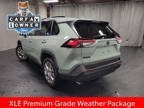 2022 Toyota RAV4 XLE Premium