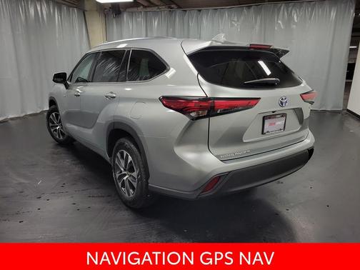 2021 Toyota Highlander Hybrid XLE