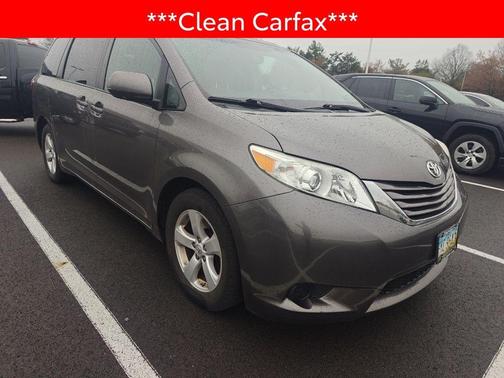 2015 Toyota Sienna LE