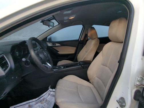 2017 Mazda Mazda3 Sport