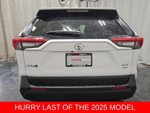 2025 Toyota RAV4 XLE