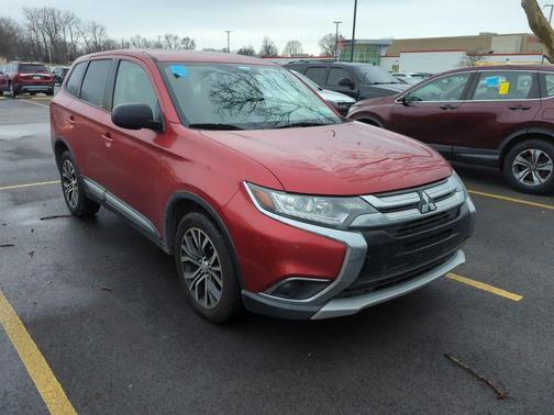 2018 Mitsubishi Outlander LE
