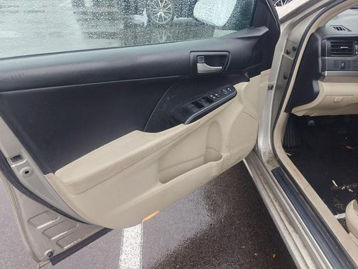 2013 Toyota Camry LE