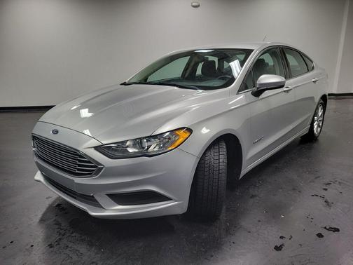 2017 Ford Fusion Hybrid SE