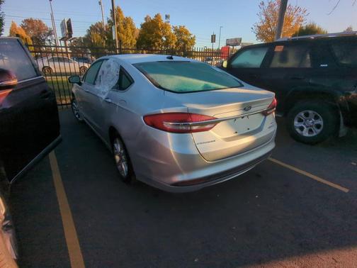 2017 Ford Fusion Hybrid SE