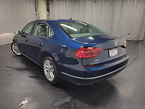 2019 Volkswagen Passat 2.0T Wolfsburg