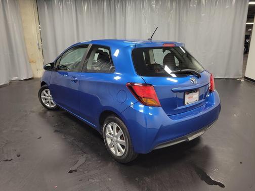 2015 Toyota Yaris LE