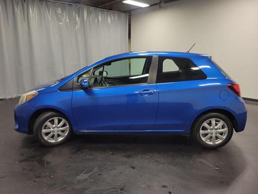 2015 Toyota Yaris LE