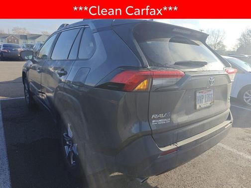 2022 Toyota RAV4 XLE