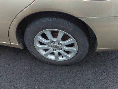 2002 Lexus ES 300 Base