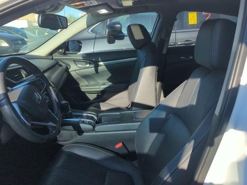 2017 Honda Civic Touring