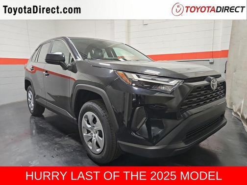 2025 Toyota RAV4 LE
