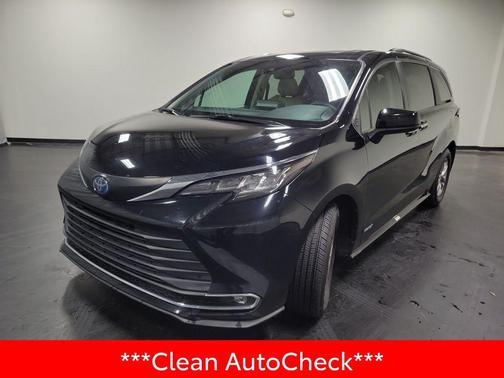 2021 Toyota Sienna XLE 7 Passenger