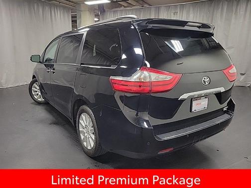 2017 Toyota Sienna Limited Premium