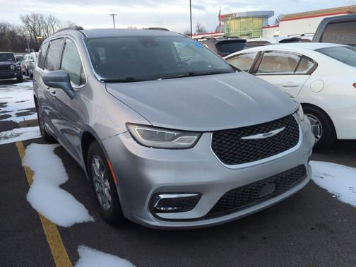 2021 Chrysler Pacifica Touring