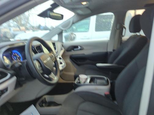 2021 Chrysler Pacifica Touring