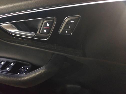 2017 Audi Q7 3.0T Premium