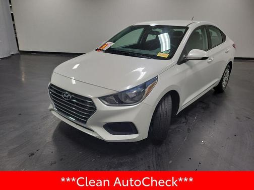 2022 Hyundai Accent SE