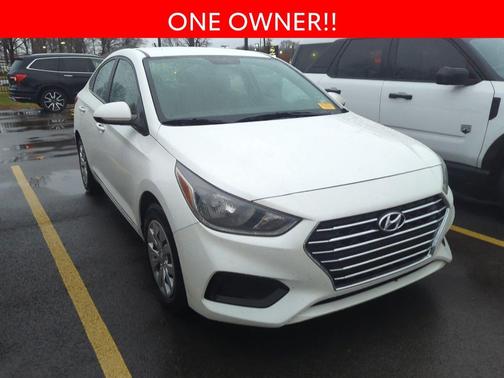 2022 Hyundai Accent SE