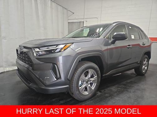 2025 Toyota RAV4 Hybrid LE
