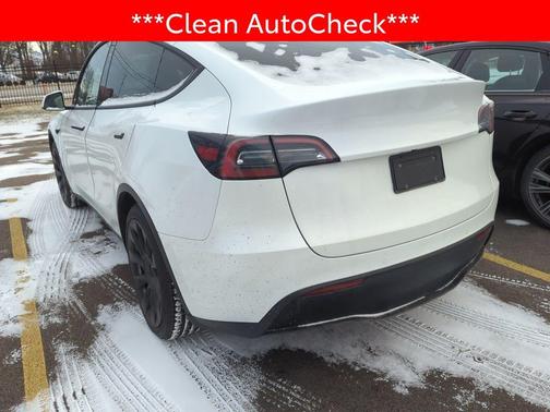 2022 Tesla Model Y Long Range Dual Motor All-Wheel Drive