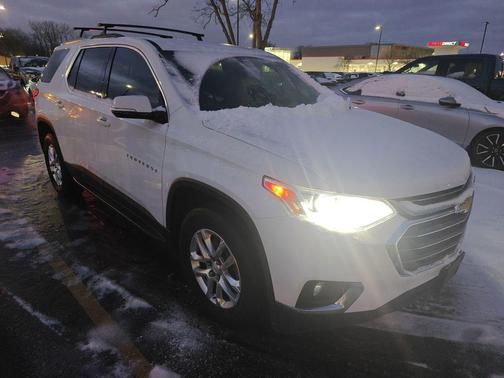 2018 Chevrolet Traverse LT Cloth