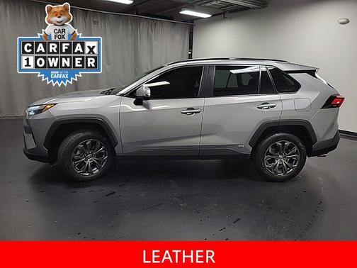 2022 Toyota RAV4 Hybrid XLE Premium