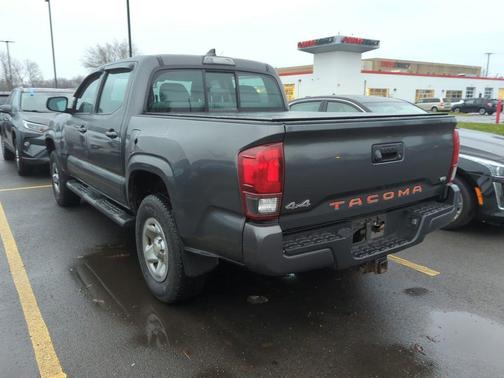 2018 Toyota Tacoma SR