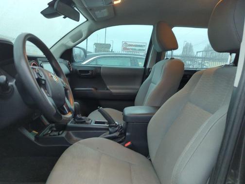 2018 Toyota Tacoma SR