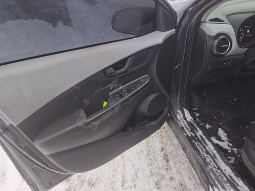 2021 Hyundai KONA SE