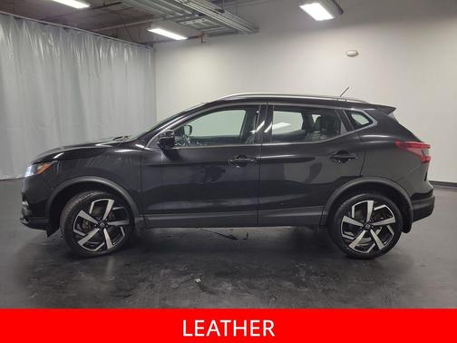 2022 Nissan Rogue Sport SL