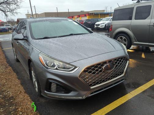 2018 Hyundai SONATA Sport