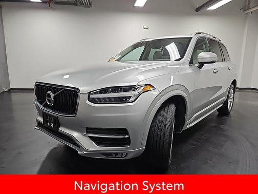 2019 Volvo XC90 T6 Momentum