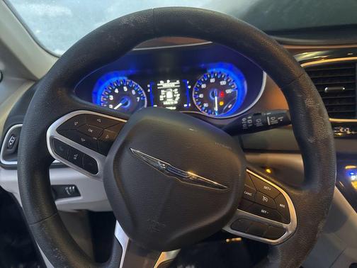 2020 Chrysler Voyager L