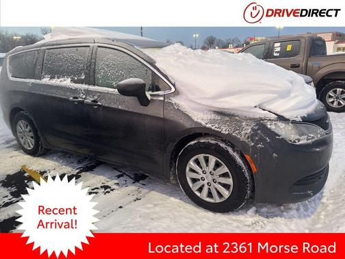 2020 Chrysler Voyager L