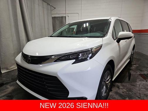 2026 Toyota Sienna LE