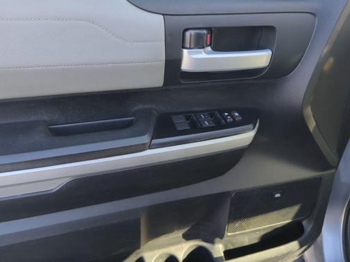 2017 Toyota Tundra Limited